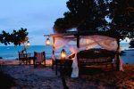 Kinondo Kwetu: Kinondo Kwetu Hotel Sleeping on the beach, Galu Beach, Diani Beach, Kenya