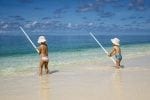 Denis Island opplever: Children-Fishing-small