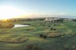 Spela golf bland zebror och giraffer i Vipingo Ridge, Kenya