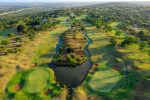 Spela golf bland zebror och giraffer i Vipingo Ridge, Kenya