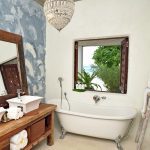 Upendo Private Villa: Kusum-Bathroom-e1531470834327