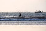 Surfe: Essaouira och marockanska atlantkusten är känd för sin kite och vindsurfning