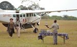 Rubondo Island Camp: Landa på Rubondo Island lilla airstrip