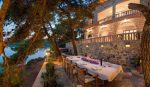 villa pearl outdoor dining