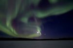 Aurora: Norrsken över aurora safari camp Lappland
