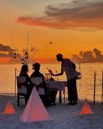 Dining at Reethi Beach: sunset dinner